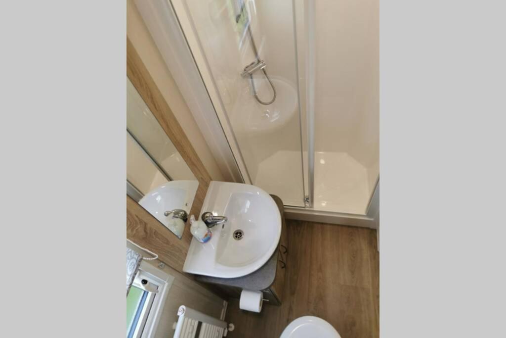 8 Sleep Chalet At Newquay Away Resorts Nb160 Экстерьер фото